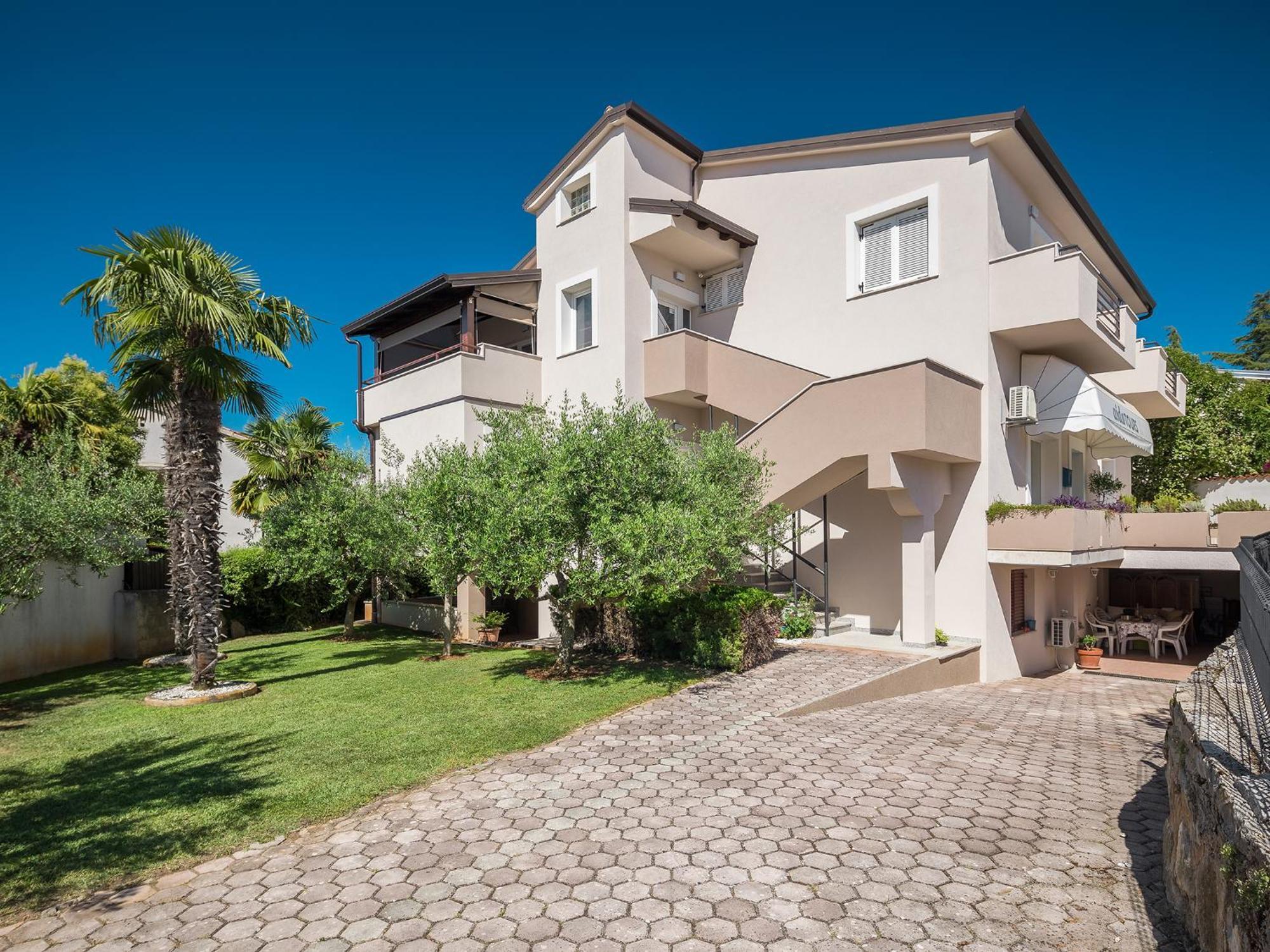 Aida Apartment *